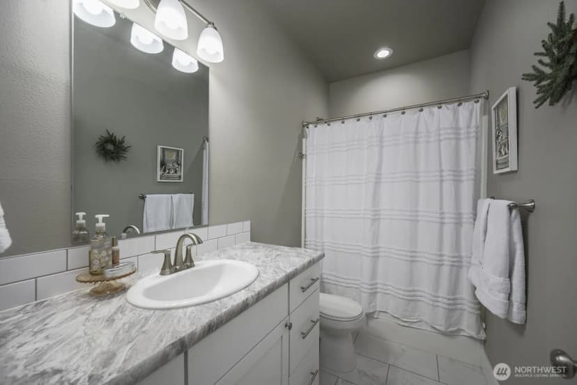 Property photo for 915 P Street Sw, Quincy photo 8