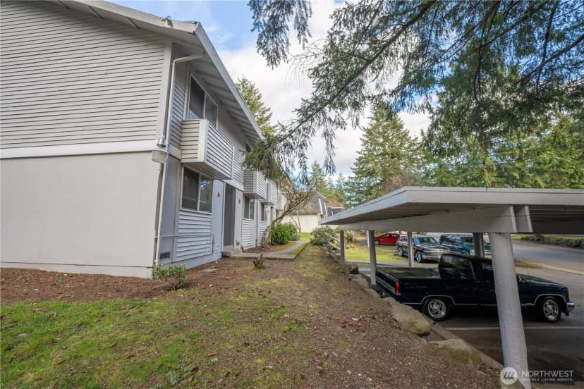 Property photo for 34005 1 St Circle S, Federal Way photo 7