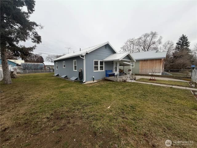 Property photo for 409 S Birch Street, Omak photo 2