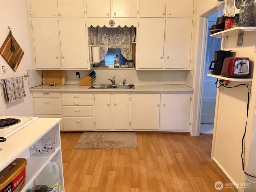 Property photo for 409 S Birch Street, Omak photo 11