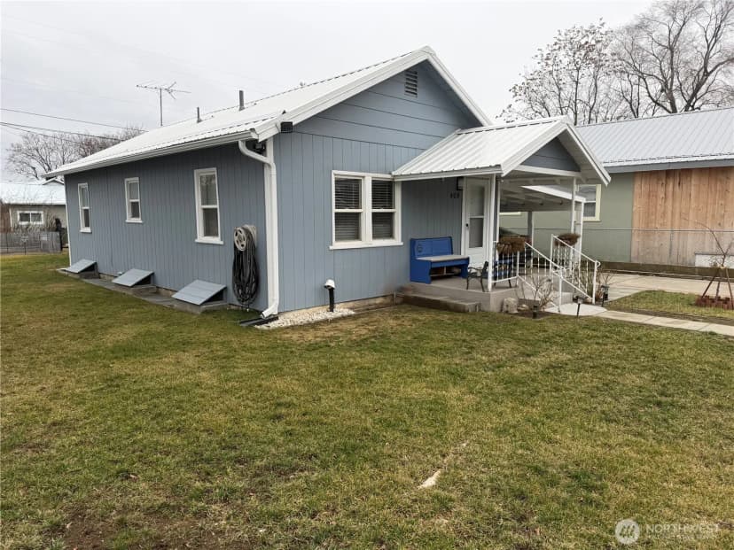 Property photo for 409 S Birch Street, Omak photo 32
