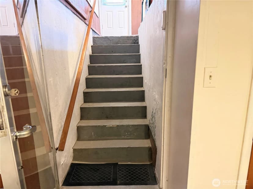 Property photo for 409 S Birch Street, Omak photo 22