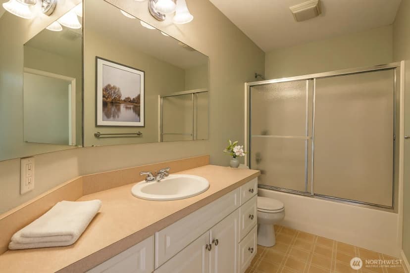 Property photo for 600 Sunrise Drive, Lynden photo 27