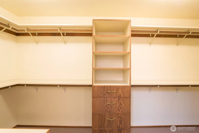 Property photo for 527 S Liberty Street, Port Angeles photo 18