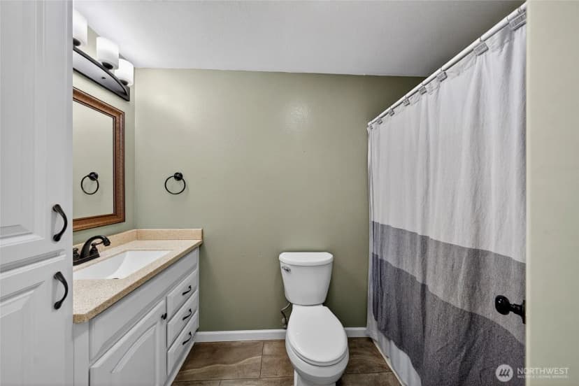 Property photo for 523 Kloshe Way, La Conner photo 32