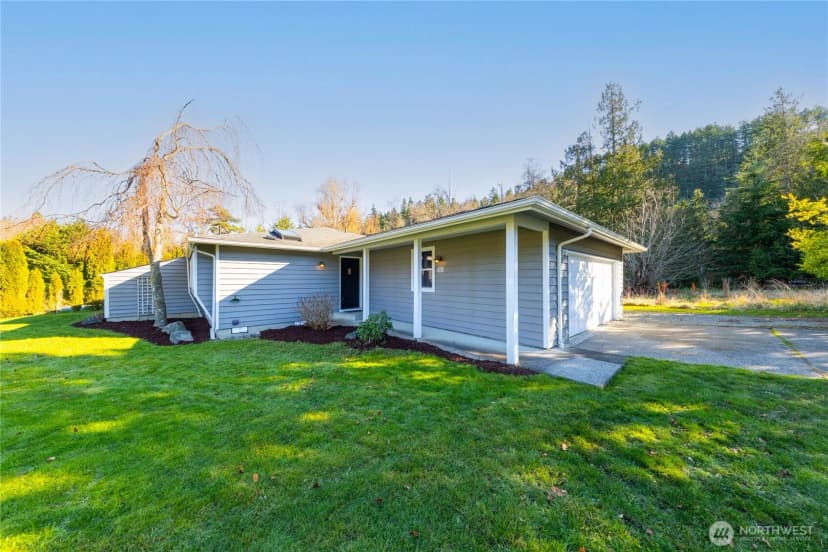 Property photo for 523 Kloshe Way, La Conner photo 3