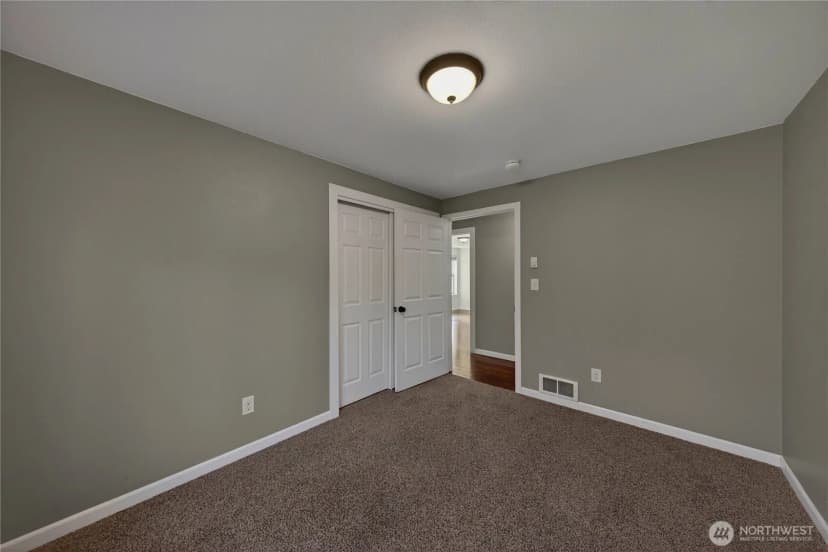 Property photo for 523 Kloshe Way, La Conner photo 31