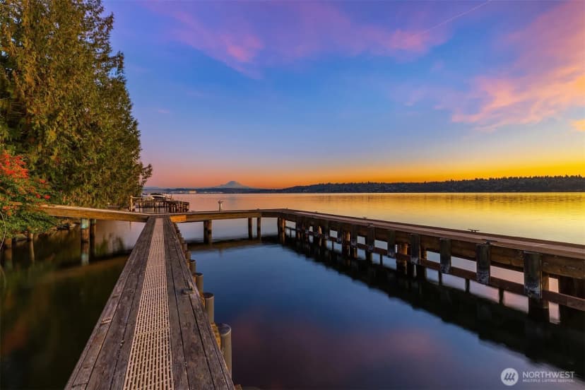 Property photo for 8025 W Mercer Way, Mercer Island photo 33