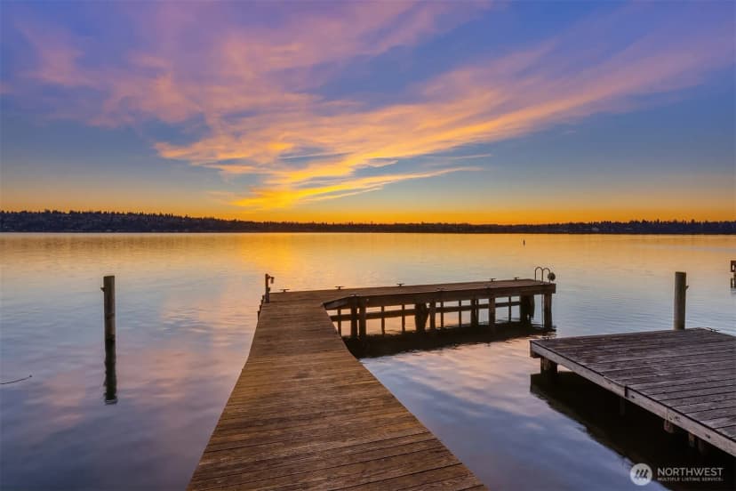 Property photo for 8025 W Mercer Way, Mercer Island photo 9
