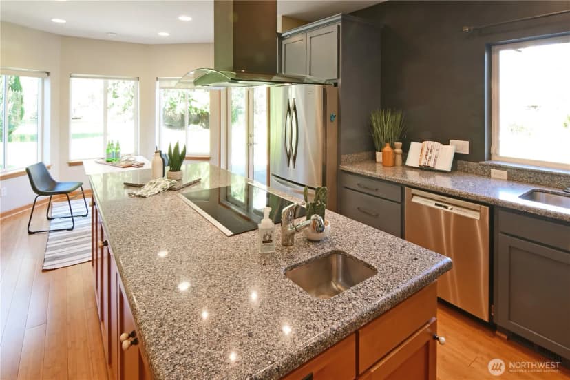 Property photo for 19110 Fales Road, Snohomish photo 11