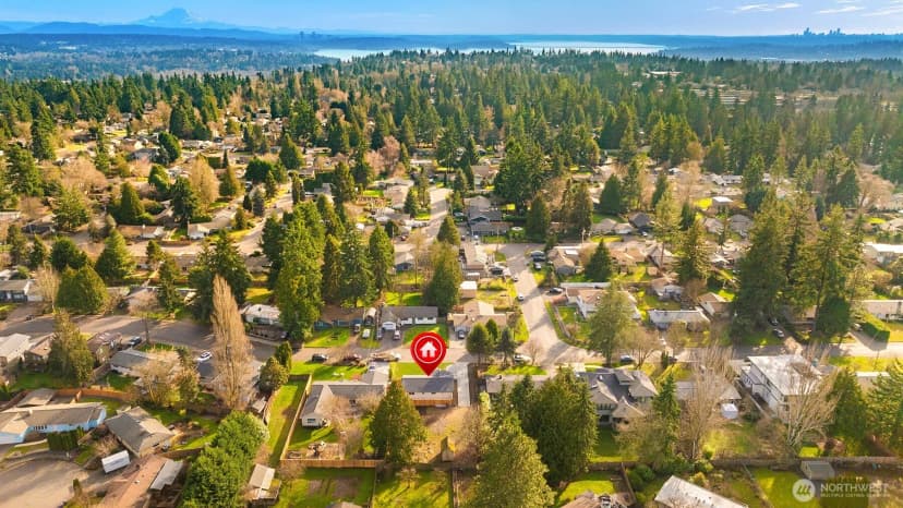 Property photo for 8708 Ne 140th Street #a, Kirkland photo 5