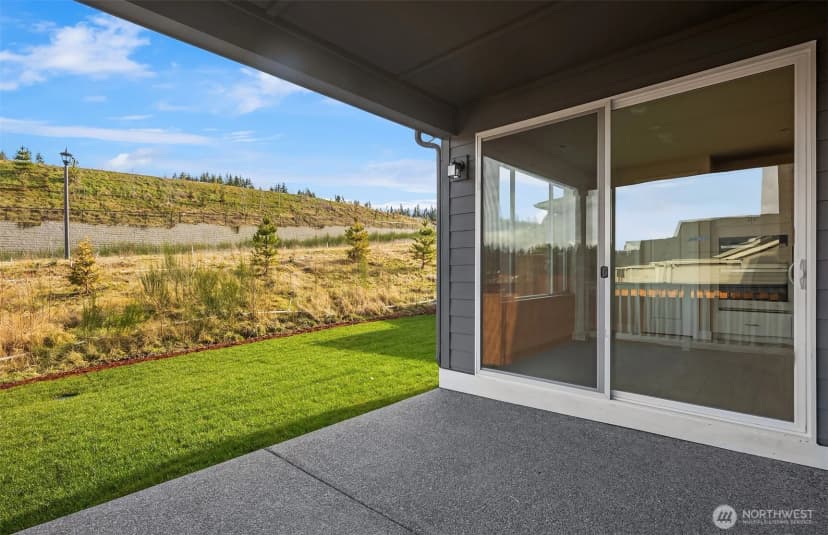 Property photo for 23779 Marinwood Circle Ne #03112, Kingston photo 12