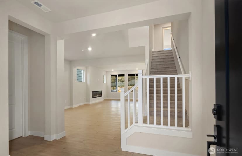 Property photo for 23779 Marinwood Circle Ne #03112, Kingston photo 2