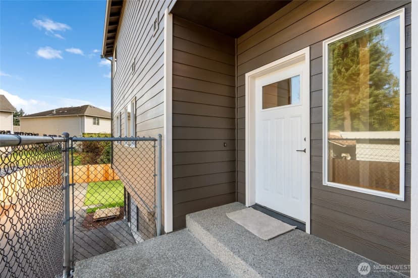 Property photo for 11517 Marino Avenue #b, Everett photo 3