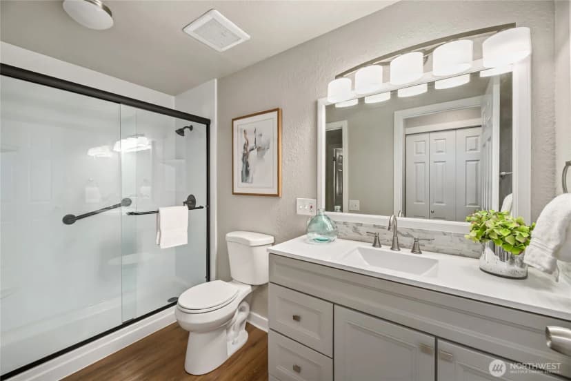 Property photo for 12527 Ne 117th Place #f5, Kirkland photo 15