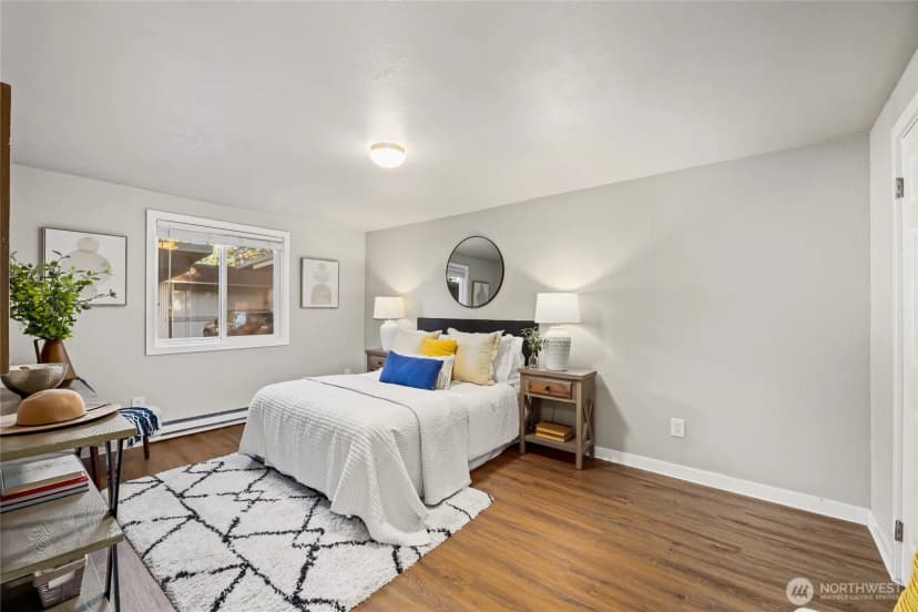 Property photo for 12527 Ne 117th Place #f5, Kirkland photo 12