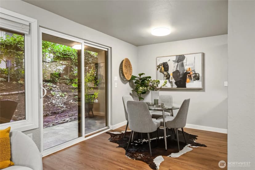 Property photo for 12527 Ne 117th Place #f5, Kirkland photo 6