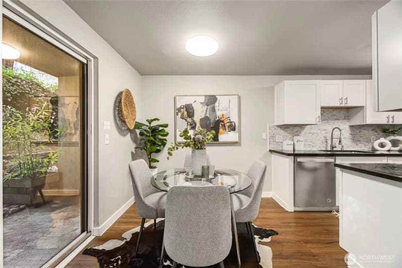 Property photo for 12527 Ne 117th Place #f5, Kirkland photo 8