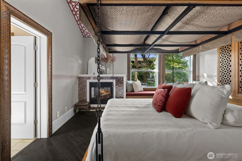 Property photo for 1147 Federal Avenue E, Seattle photo 19