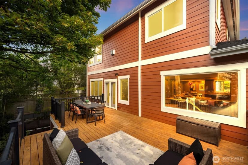 Property photo for 1147 Federal Avenue E, Seattle photo 35