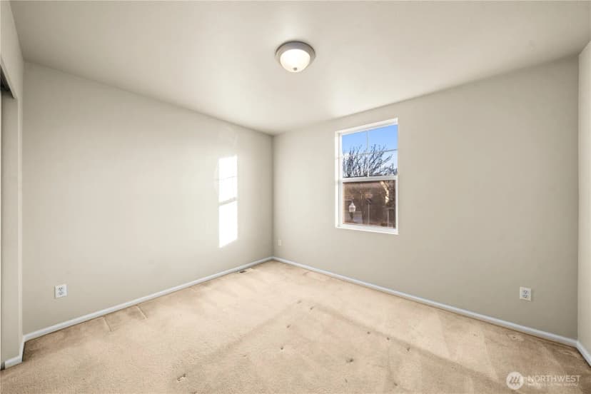 Property photo for 1167 32nd Place Ne, Auburn photo 22
