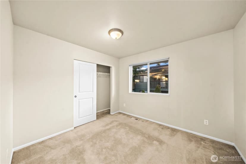 Property photo for 1167 32nd Place Ne, Auburn photo 19