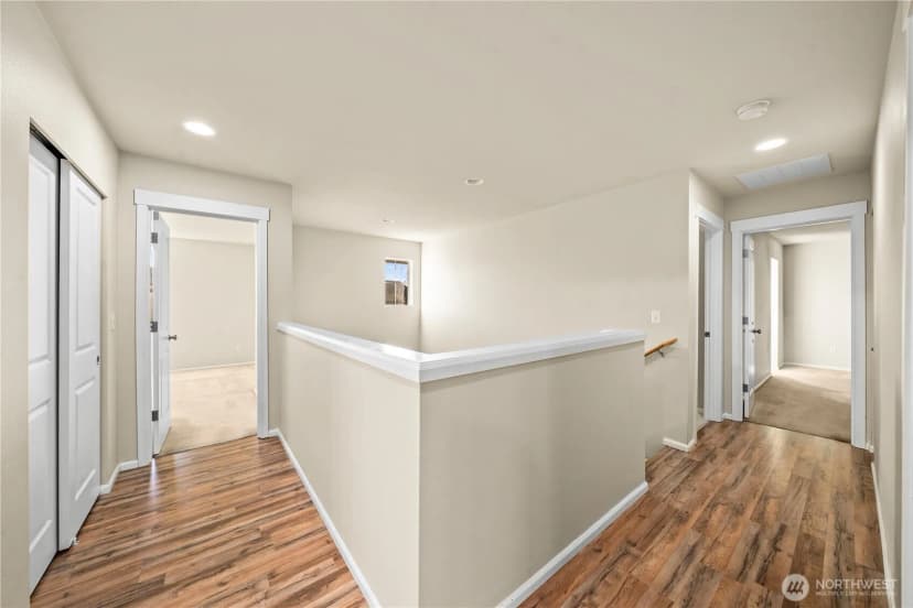 Property photo for 1167 32nd Place Ne, Auburn photo 13
