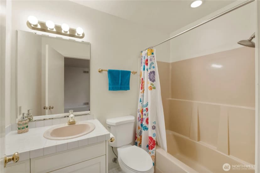 Property photo for 6209 53rd Street Ct W, University Place photo 28