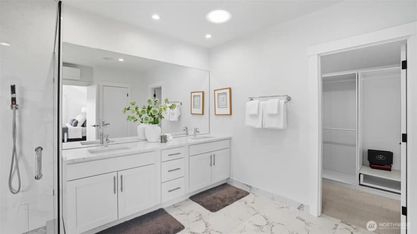 Property photo for 4527 W Raye Street, Seattle photo 29