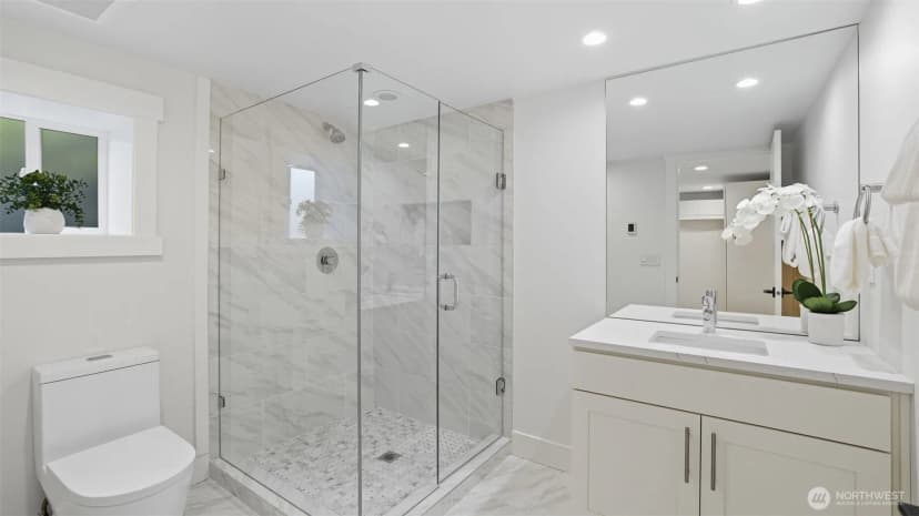 Property photo for 4527 W Raye Street, Seattle photo 18