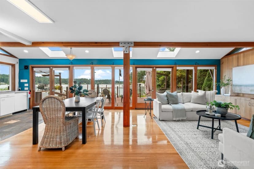 Property photo for 225 3rd Court, Fox Island photo 4