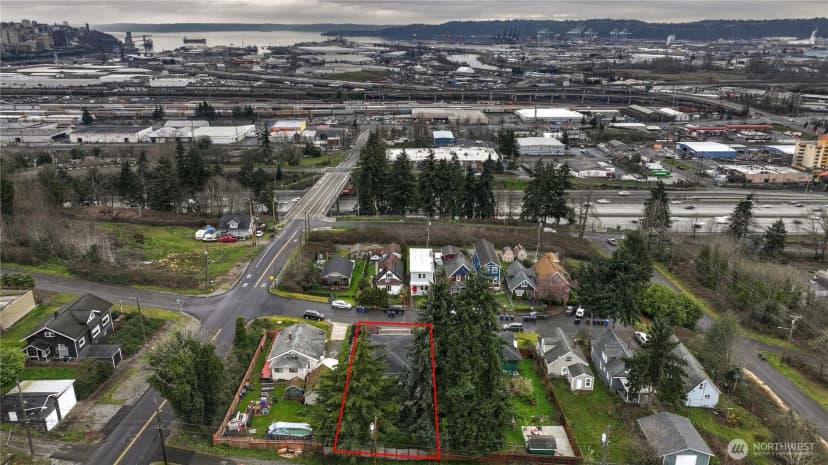 Property photo for 1206 E 29th St, Tacoma photo 37