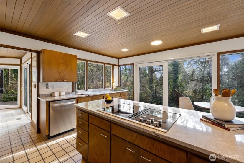 Property photo for 12809 3rd Avenue Ct E, Tacoma photo 12