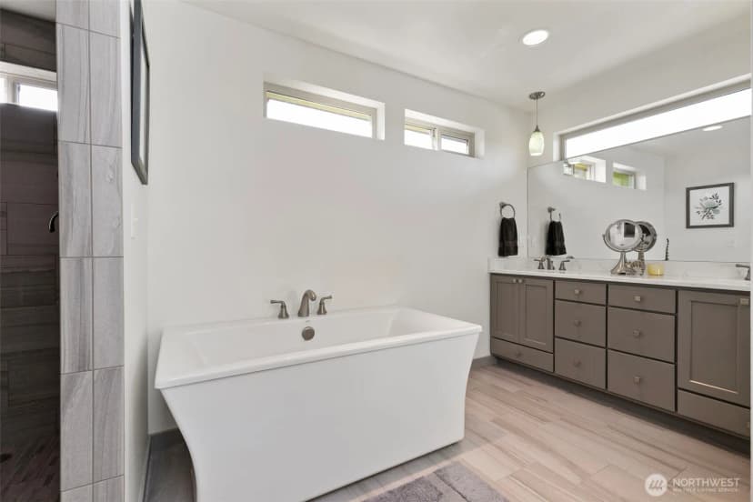 Property photo for 22922 Belvedere Place Ne, Kingston photo 25