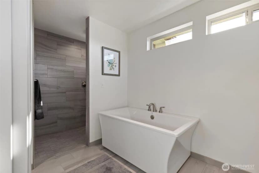 Property photo for 22922 Belvedere Place Ne, Kingston photo 24