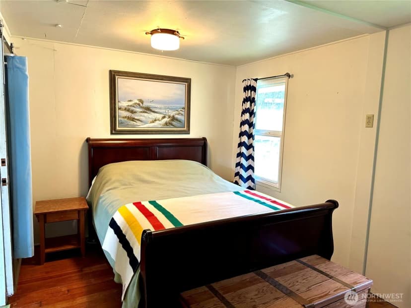 Property photo for 1215 199th Place, Long Beach photo 8