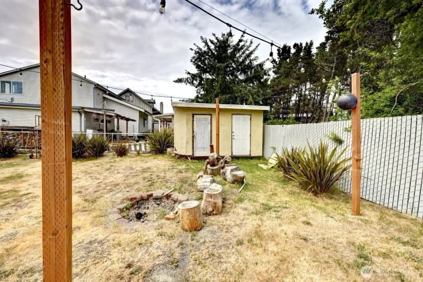 Property photo for 1215 199th Place, Long Beach photo 21
