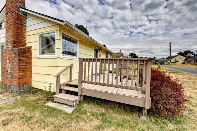 Property photo for 1215 199th Place, Long Beach photo 5