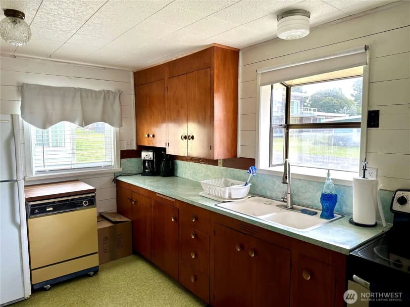 Property photo for 1215 199th Place, Long Beach photo 19