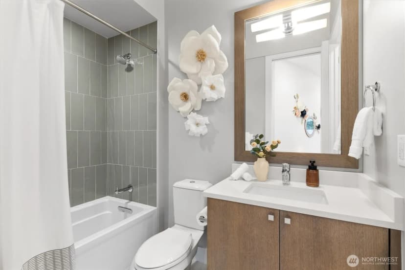 Property photo for 18858 Ne 49th Place, Sammamish photo 34