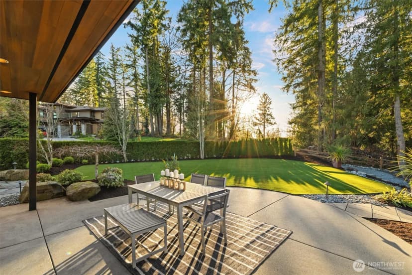 Property photo for 18858 Ne 49th Place, Sammamish photo 9