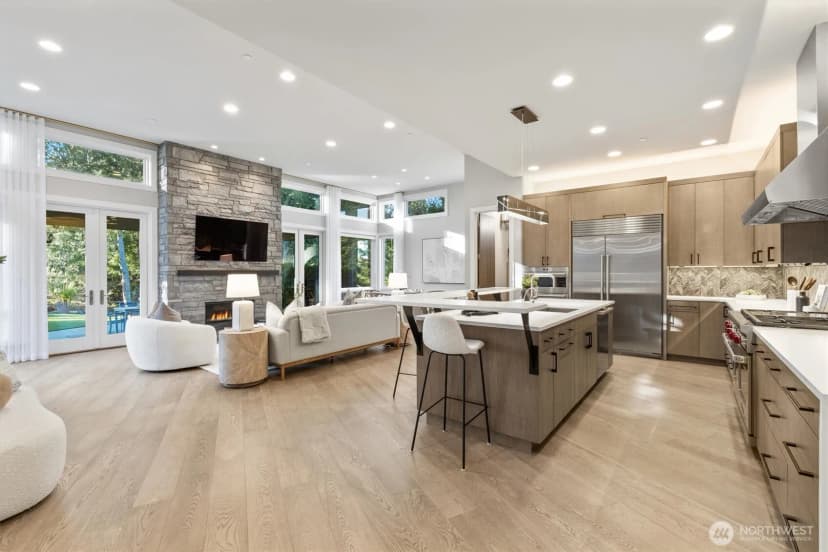 Property photo for 18858 Ne 49th Place, Sammamish photo 4