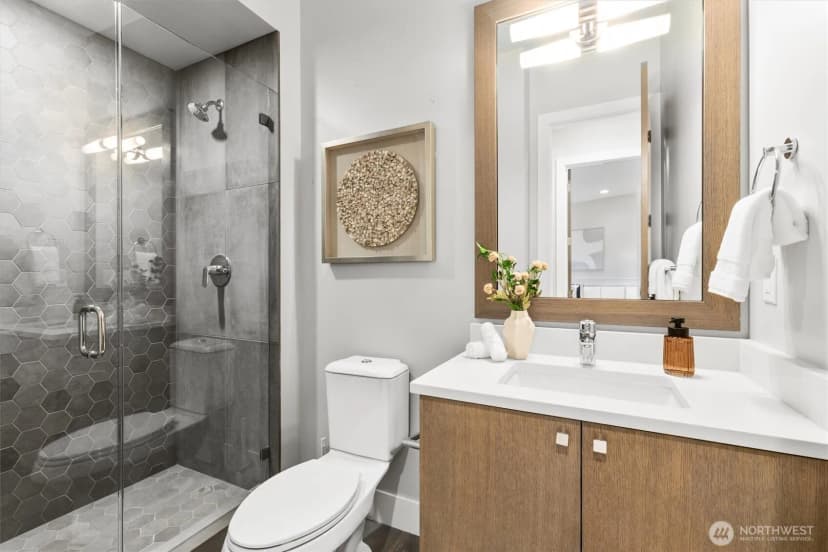 Property photo for 18858 Ne 49th Place, Sammamish photo 32