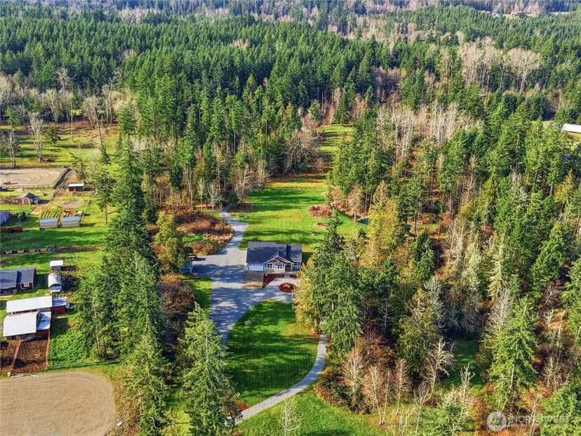 Property photo for 38512 Mountain Highway E, Eatonville photo 36