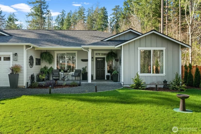 Property photo for 910 11th Avenue, Fox Island photo 2