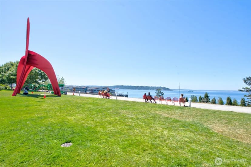 Property photo for 123 Queen Anne Avenue N #305, Seattle photo 22