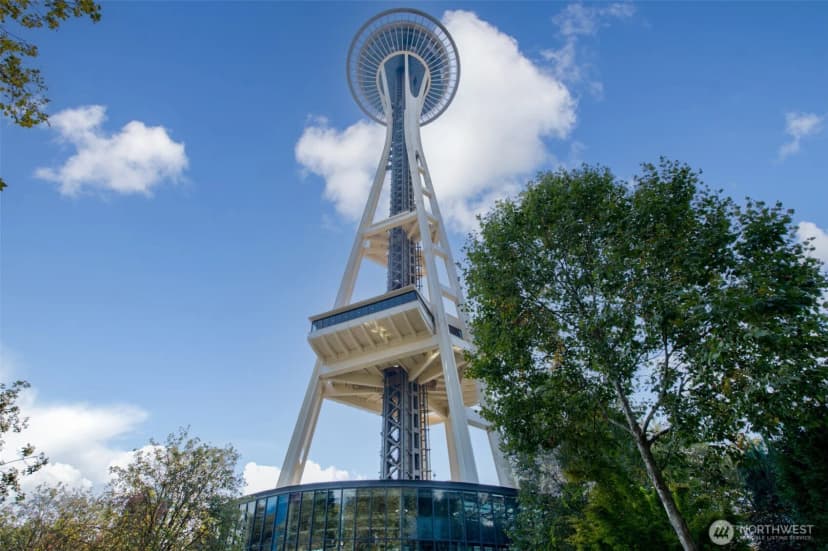 Property photo for 123 Queen Anne Avenue N #305, Seattle photo 18
