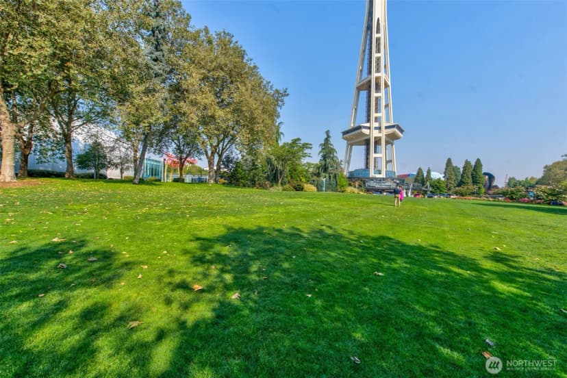 Property photo for 123 Queen Anne Avenue N #305, Seattle photo 19