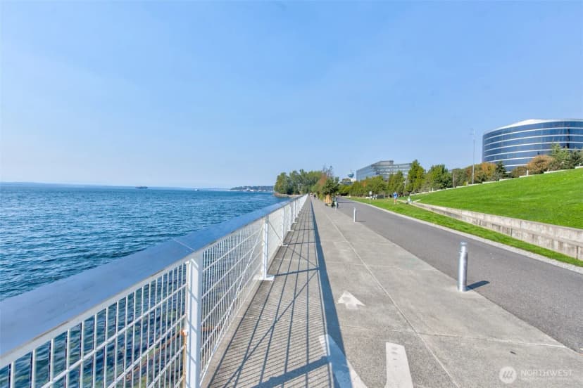 Property photo for 123 Queen Anne Avenue N #305, Seattle photo 26