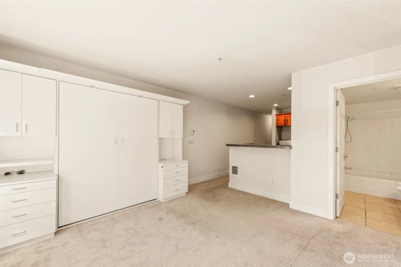 Property photo for 123 Queen Anne Avenue N #305, Seattle photo 8